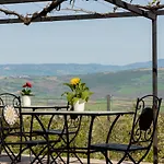Podere Belsogno شقة *